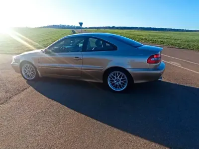 Begagnad Volvo C70 239 HK (175 kW) 1999 Beige Sportkupé