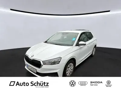 Gebraucht Skoda Fabia Ambition 65 PS (47 kW) 2022 Weiß Kleinwagen
