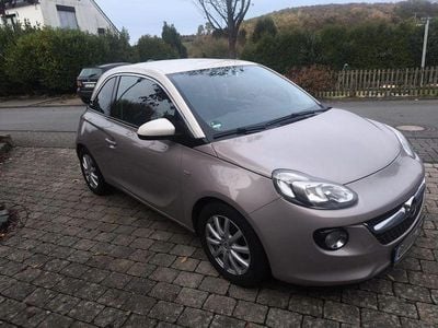 Opel Adam