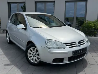 Gebraucht VW Golf IV 102 PS (75 kW) 2005 Silber Limousine