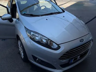 Gebraucht Ford Fiesta 80 PS (58 kW) 2023 Silber Kleinwagen