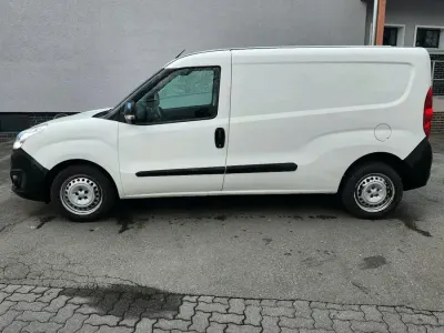 Gebraucht Opel Combo 95 PS (69 kW) 2018 Weiß Van / Kleinbus