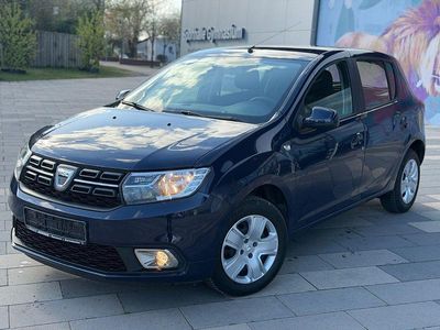 Gebraucht Dacia Sandero Lauréate 73 PS (53 kW) 2017 Blau Limousine