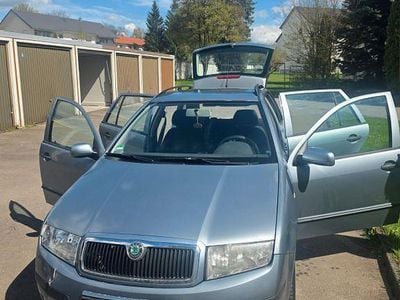 Second-hand Skoda Fabia 75 CP (55 kW) 2005 Gri Berlinǎ