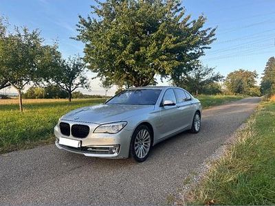 BMW 750