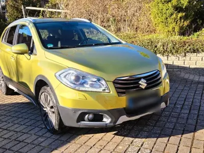 Gebraucht Suzuki SX4 S-Cross Comfort+ 120 PS (88 kW) 2013 Grün SUV