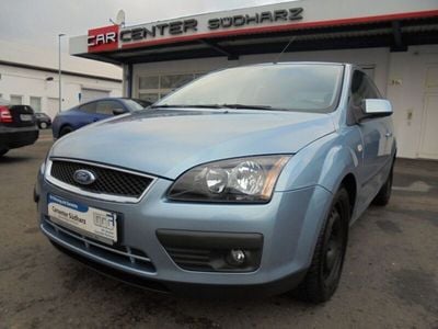 Gebraucht Ford Focus Sport 136 PS (100 kW) 2004 Blau Limousine