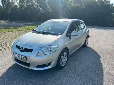 Gebraucht Toyota Auris Team 97 PS (71 kW) 2008 Silber Kleinwagen