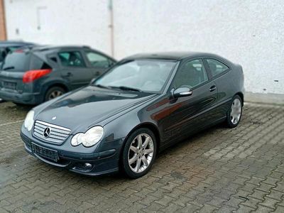 Gebraucht Mercedes 200 163 PS (119 kW) 2006 Andere farben Coupé