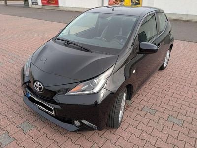 Gebraucht Toyota Aygo X-play 69 PS (50 kW) 2018 Schwarz Kleinwagen