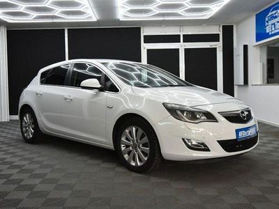 Gebraucht Opel Astra Innovation 179 PS (131 kW) 2011 Weiß Kombi