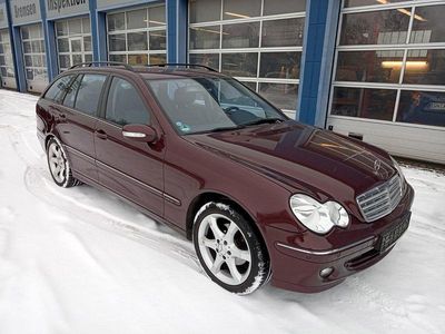 Rot Gebraucht 2006 Mercedes C200 Sport Edition Kombi | 6.950 € (Teuer)
