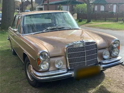 Gebraucht Mercedes 280 140 PS (102 kW) 1972 Gold Limousine