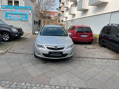 Silber Gebraucht 2013 Opel Astra Kombi | 4.400 € (Guter Preis)