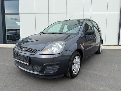 Begagnad Ford Fiesta Fun X 69 HK (50 kW) 2007 Grå Halvkombi