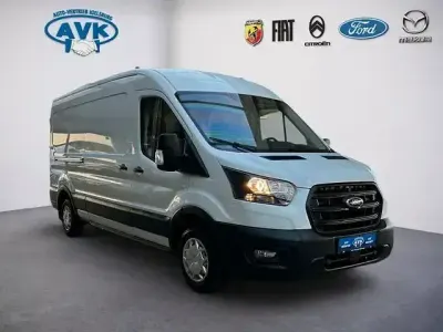 Gebraucht Ford Transit Trend 131 PS (96 kW) 2023 Weiß Van