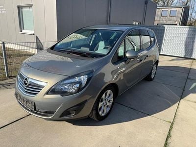 Gebraucht Opel Meriva Innovation 101 PS (74 kW) 2011 Braun Van / Kleinbus