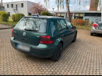 Gebraucht VW Golf IV 90 PS (66 kW) 2001 Grün Kleinwagen