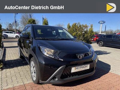 Gebraucht Toyota Aygo X Play 72 PS (52 kW) 2023 Schwarz SUV