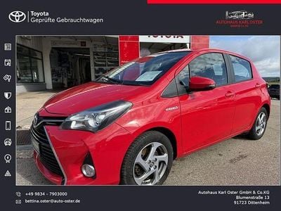 Gebraucht Toyota Yaris Hybrid Comfort 101 PS (74 kW) 2014 Vulcanorot Kleinwagen