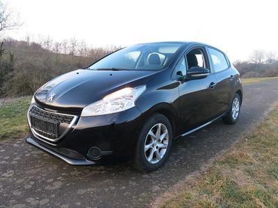 Gebraucht Peugeot 208 68 PS (50 kW) 2014 Blau Kleinwagen
