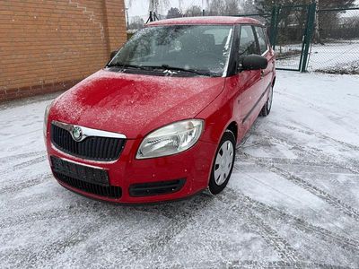 Rot Gebraucht 2009 Skoda Fabia Cool Edition Kleinwagen | 2.800 € (Fairer Preis)