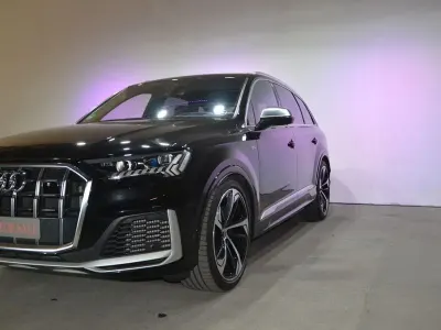 Gebraucht Audi SQ7 Sport 507 PS (372 kW) 2021 Schwarz SUV
