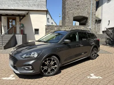 Gebraucht Ford Focus Active 150 PS (110 kW) 2019 Grau Kombi