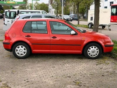Usata VW Golf IV 90 CV (66 kW) 1998 Utilitaria