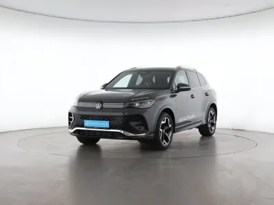 Neu VW Tiguan R-line 150 PS (110 kW) 2026 Delfingrau SUV