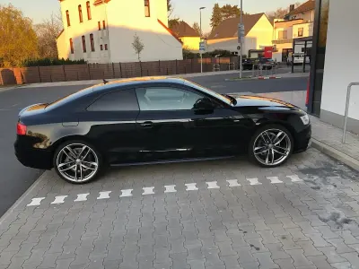 Gebraucht Audi A5 Design 177 PS (130 kW) 2015 Schwarz Coupé
