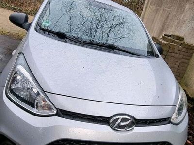 gebraucht Hyundai i10 Erstzulassung 07.2014 TÜV 01.2026
