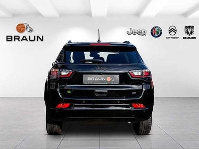 Używany Jeep Compass 131 KM (96 kW) 2023 Czarny SUV