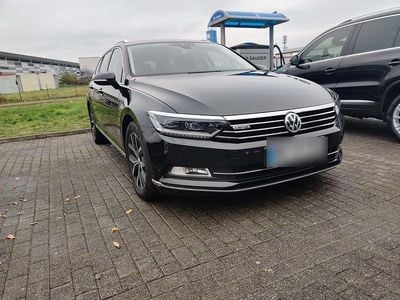 Usata VW Passat Highline 190 CV (139 kW) 2015 Nero Station wagon
