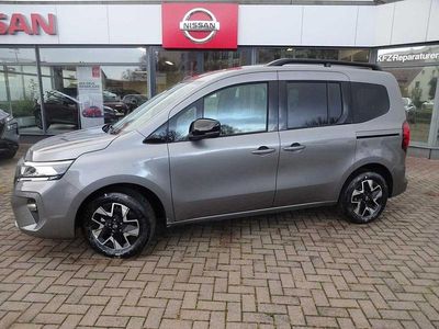 Neu Nissan Townstar Tekna 131 PS (96 kW) 2025 Grau Kombi