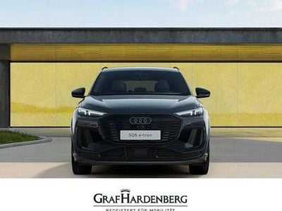 Neu Audi SQ6 e-tron Comfort 380 kW (517 PS) 2026 Grau SUV