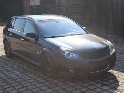 Gebraucht Opel Signum 184 PS (135 kW) 2007 Schwarz Kleinwagen