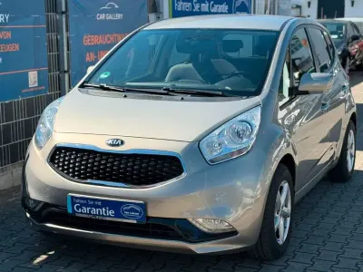 Gebraucht Kia Venga Spirit 125 PS (91 kW) 2017 Silber Kleinwagen
