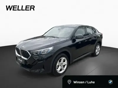 Gebraucht BMW X2 Comfort Edition 150 PS (110 kW) 2025 Black sapphire (schwarz) SUV