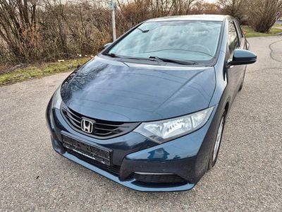 Second-hand Honda Civic Comfort 99 CP (72 kW) 2014 Verde Hatchback