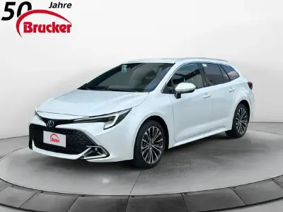Gebraucht Toyota Corolla Team 196 PS (144 kW) 2024 Weiß Kombi
