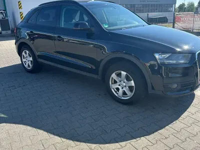 Gebraucht Audi Q3 140 PS (102 kW) 2012 Schwarz SUV