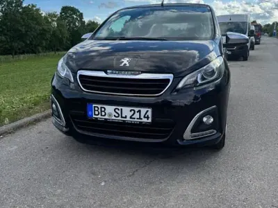 Gebraucht Peugeot 108 Style 69 PS (50 kW) 2017 Schwarz Limousine