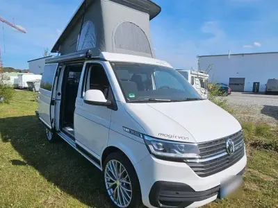 Gebraucht VW T7 150 PS (110 kW) 2024 Weiß Van