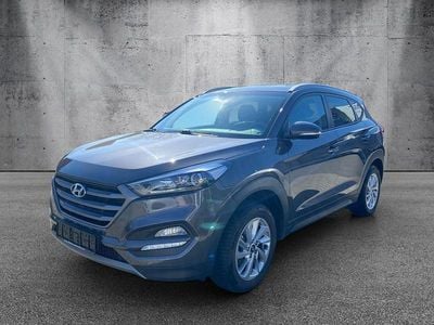 Gebraucht Hyundai Tucson 132 PS (97 kW) 2017 Grau/braun SUV