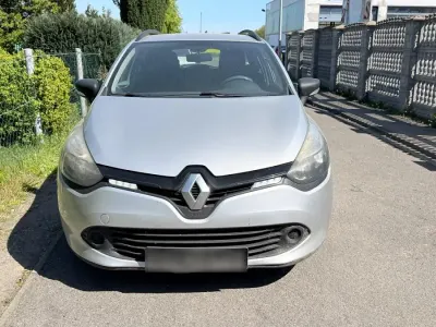 Gebraucht Renault Clio GrandTour 90 PS (66 kW) 2014 Silber Kombi