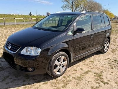 Gebraucht VW Touran 105 PS (77 kW) 2006 Schwarz Van / Kleinbus