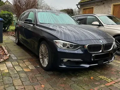 Używany BMW 330 258 KM (189 kW) 2013 Niebieski Kombi