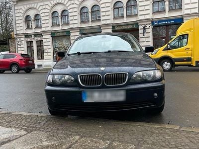 Gebraucht BMW 320 170 PS (125 kW) 2004 Blau Limousine