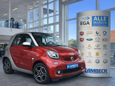 Używany Smart ForTwo Electric Drive Exclusive 60 kW (82 KM) 2024 Czerwony Kabriolet